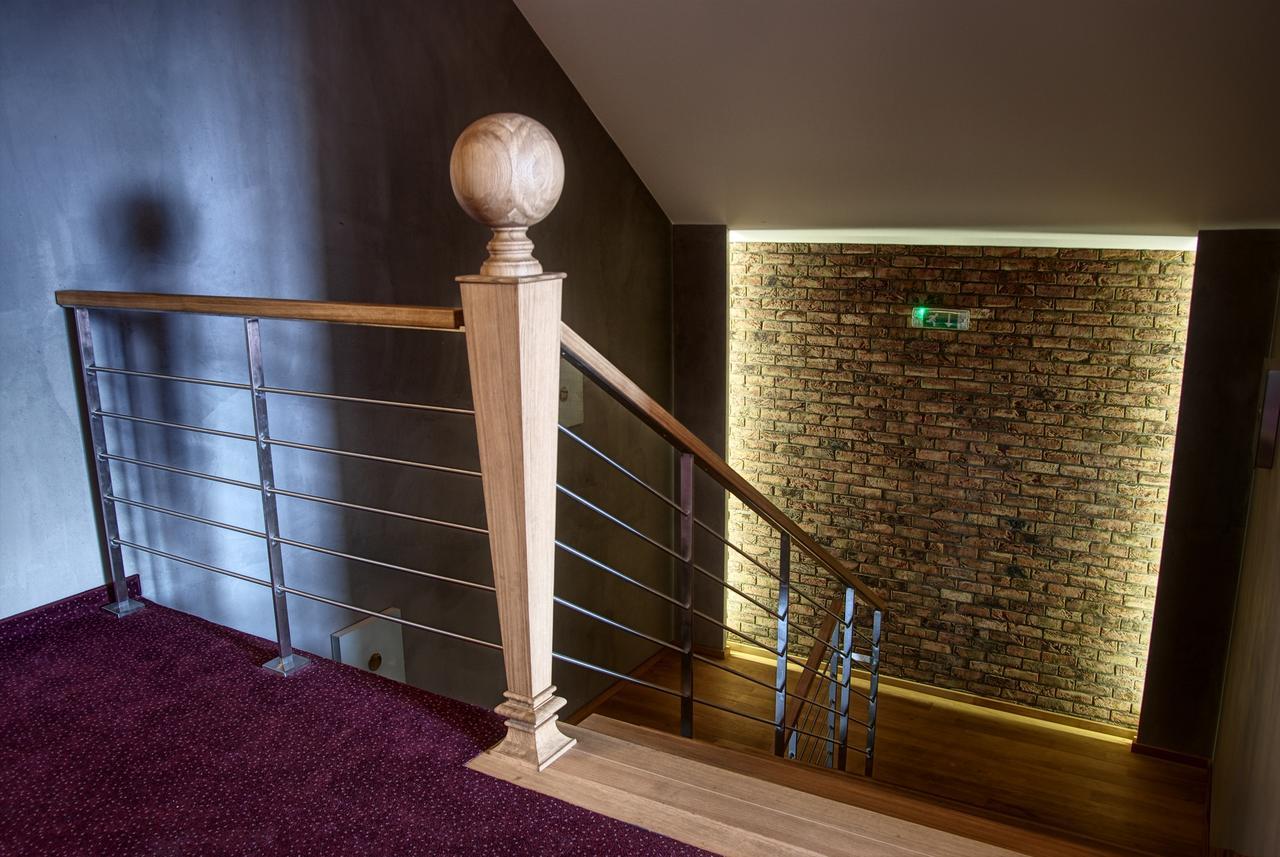 Hotel Pod Szyszkami Kozmin Buitenkant foto